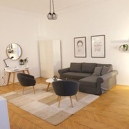 Five Season'S Apartment Budapest Luaran gambar