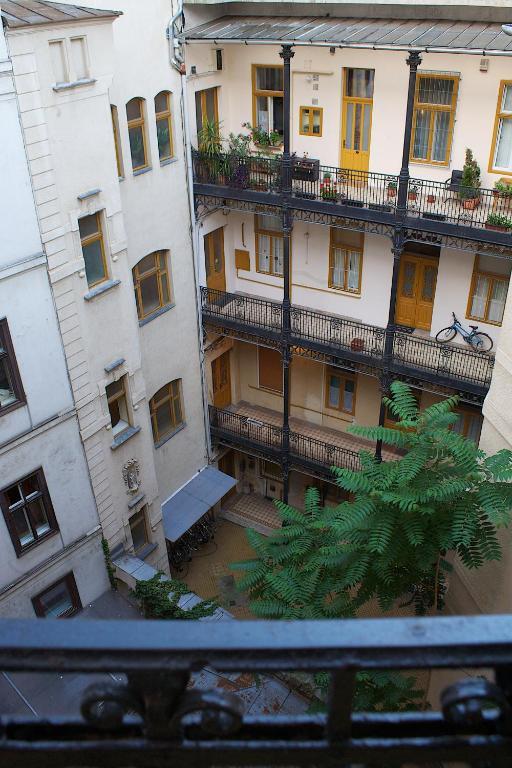 Five Season'S Apartment Budapest Luaran gambar