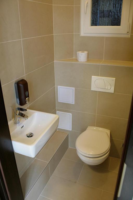 Five Season'S Apartment Budapest Bilik gambar