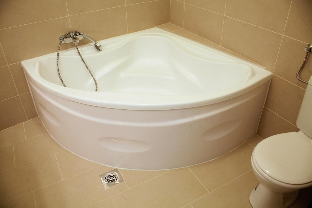 Five Season'S Apartment Budapest Bilik gambar